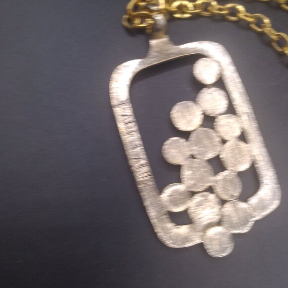 Vintage Gold Tone Signed PARK LANE Pendant Necklace mid century - Picture 3 of 5